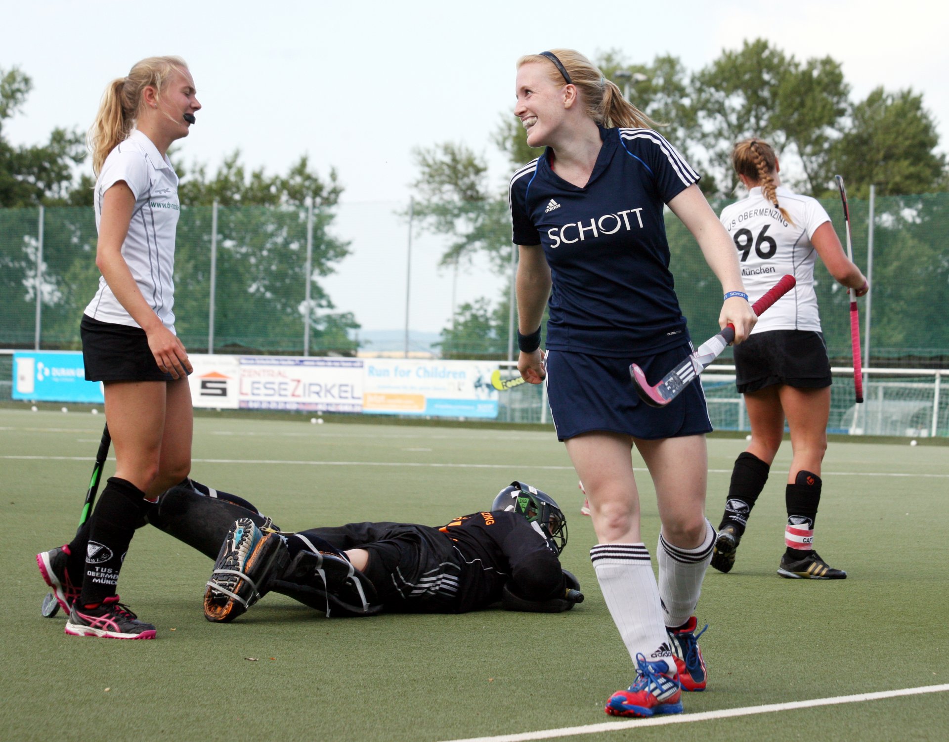 ...allerdings gelang es ihr nur einmal, die Kugel auch bis ins gegnerische Tor zu tragen.