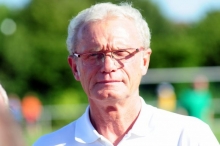 DIe Lotto-Traditionself um Hans-Peter Briegel, Europameister von 1980, spielt am Donnerstagabend gegen eine Ü40-Mannschaft des TSV Zornheim zur Unterstützung der Initiative „Hilfe für Mike