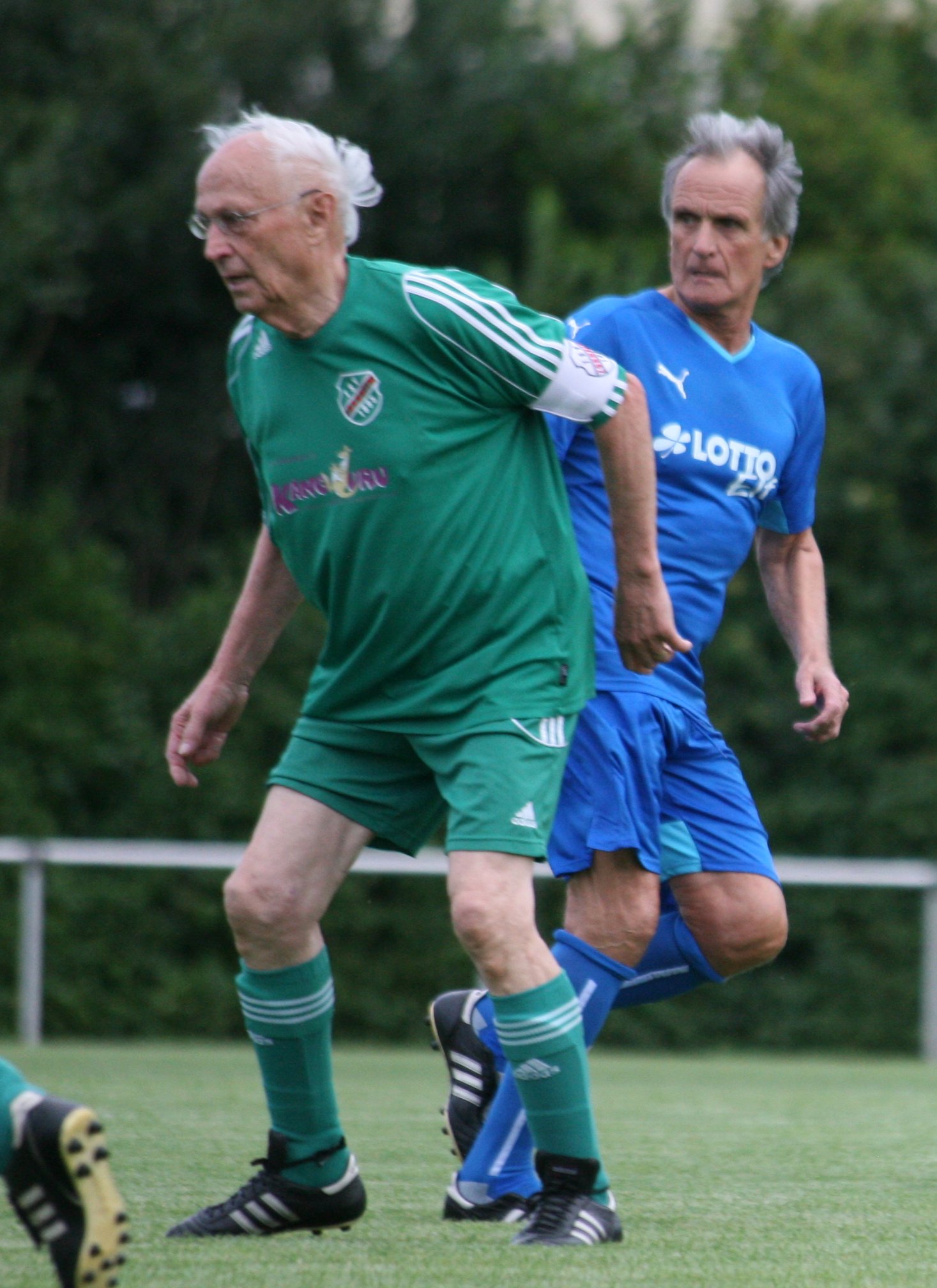 Über150 Jahre Lebenserfahrung in zwei Körpern: Nicht ganz so viel Jahre wie das knapp 79-jährige TSV-Urgestein Georg Steib (l.) hat Ex-Weltmeister Wolfgang Overath angesammelt, der im September 72 Jahre alt wird.