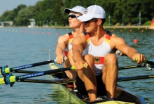 Wo ist die Medaille? Philipp Grebner (hinten) und Jonathan Rommelmann sind nur noch einen Schritt vom WM-Treppchen entfernt.