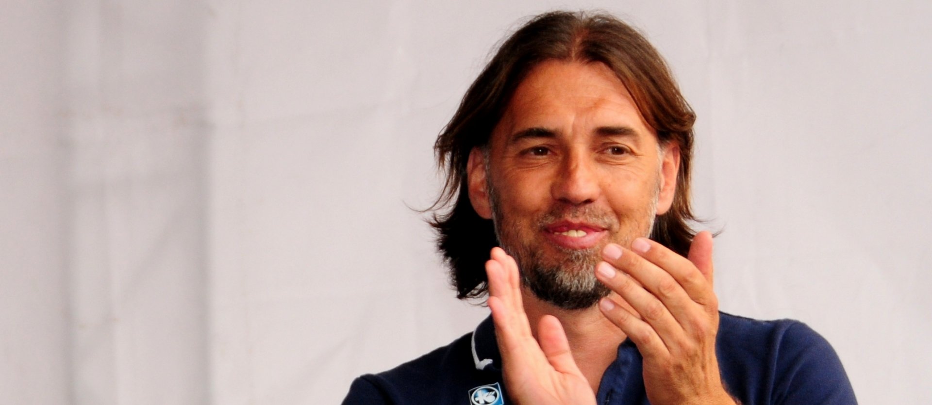 Er kommt aus der Schweiz, ist in Mainz aber längst heimisch geworden: Martin Schmidt, im Februar vom U23- zum Cheftrainer befördert...