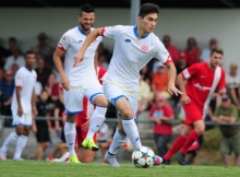 Hat nach überzeugender Vorbereitung seinen ersten Profivertrag unterschrieben: Suat Serdar.