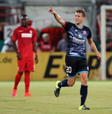 Erzielte das erste Pflichtspieltor des FSV Mainz 05 in dieser Saison: Neuzugang Fabian Frei brachte in Cottbus mit seinem Treffer zum 1:0 die 05er auf den rechten Weg in die zweite Pokalrunde.