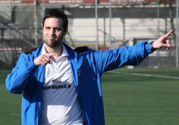 Die können es: Thomas Eberhardt hofft nach einem reduzierten Trainingsprogramm um die Osterzeit auf eine erfolgshungrige Mombacher Mannschaft.