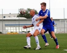Bei den Angreifern (l. Srdjan Baljak) wollte es in Hauenstein nicht so gut klappen wie im restlichen Team. So unterlag Oberligist TSV Schott Mainz bei Vizemeister SC Hauenstein trotz spielerisch starker Vorstellung mit 0:1.