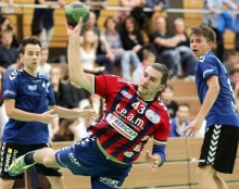 Kevin Neufurth hat sich durchgesetzt und erzielt eines seiner sechs Tore im Auftaktspiel der JSG Ingelheim/Budenheim in der Handball-Bundesliga der männlchen A-Jugend. 