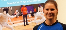Der Eindruck täuscht, es geht um Volleyball: Aline Beigel geht erstmals als Cheftrainerin (einer Männermannschaft) in eine Saison.
