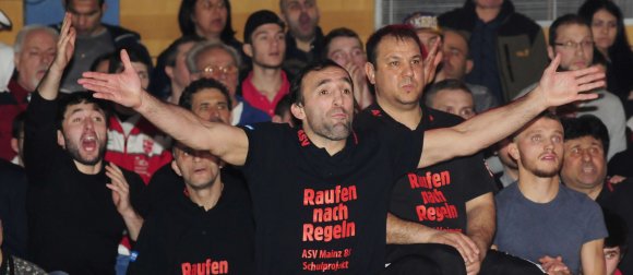 Wünscht sich eine volle Halle und selbstverständlich einen Sieg im ersten Heimkampf der Saison: ASV-Cheftrainer Davyd Bichinashvili.