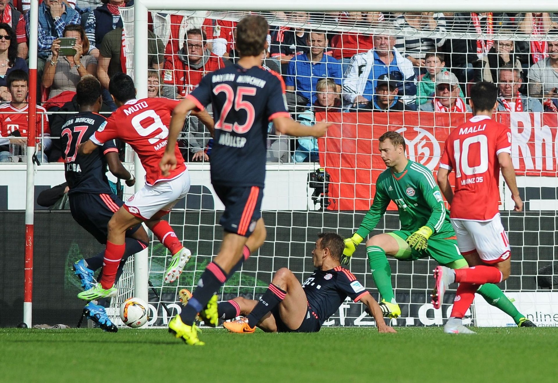 Etwas weiter nach rechts gezielt, und Yoshinori Muto hätte die 05er in der 28. Minute in Führung gebracht.