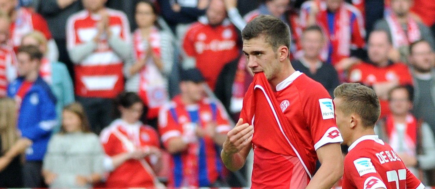 Am Ende blieb für Stefan Bell und Kollegen die Enttäuschung über eine 0:3-Niederlage… 