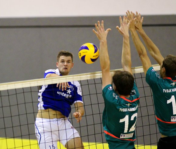 Warten noch auf den ersten Satzgewinn der Saison: Alexander Krippes (l.) und die TGM Gonsenheim.