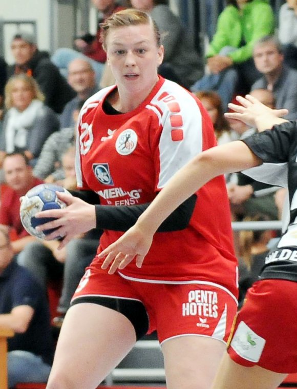 Hanna Dankwardt musste beim HC Rödertal nach ihrer dritten Zwei-Minuten-Strafe die letzten zwölf Minuten auf der Bank verbringen. Auch das trug dazu bei, dass es nicht ganz reichte, um die Aufholjagd der zweiten Halbzeit erfolgreich abzuschließen.
