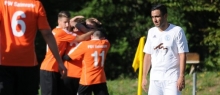 Babak Keyhanfar schiebt Frust, die Gäste jubeln: Ähnliche Bilder gab es am Sonntag in Gonsenheim fünfmal zu sehen.