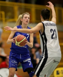 Hielt ihr Team vor der Pause im Spiel: ASC-Kapitänin Lilian Koch.
