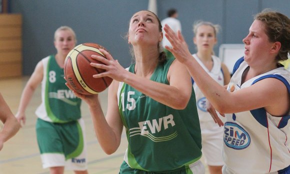 Andreas Nagel beendete das erste Saisonspiel mit der DJK Nieder-Olm als Topscorerin mit 13 Punkten.