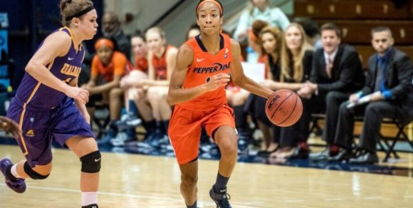 Soll am Sonntag ihr Debüt in der Zweiten Bundesliga geben: ASC-Neuverpflichtung Bria Richardson (r.).