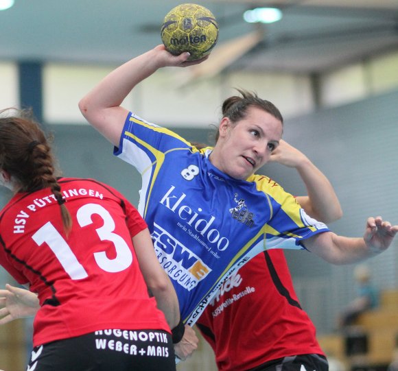 Verlass ist auf das Durchsetzungsvermögen von Vera Martens, die für das Oberligateam der SG TSG/DJK Bretzenheim II gegen Aufsteiger HCS Saarbrücken sieben Feldtore erzielte.