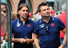 Stellen sich auf einen schweren Abend ein: Martin Schmidt und Christian Heidel halten Darmstadt 98 für alles andere als einen krassen Außenseiter.