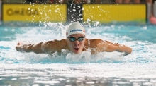 2:01,58 Minuten bedeuteten für Kevin Wedel den zweiten Platz über 200 Meter Delfin. Angesichts der harten Trainingstage, die hinter ihm lagen, war der Mainzer Lagen-Spezialist damit zufrieden.