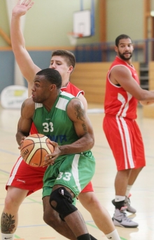 Derby-Generalprobe geglückt: Kenneth Stewart feierte mit der DJK Nieder-Olm den zweiten Saisonsieg.