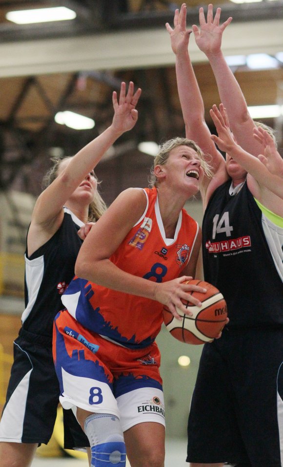 Centerin mit Vorbildfunktion: Auf Gabi Jandovás Erfahrung können die ASC-Basketballerinnen nicht verzichten.