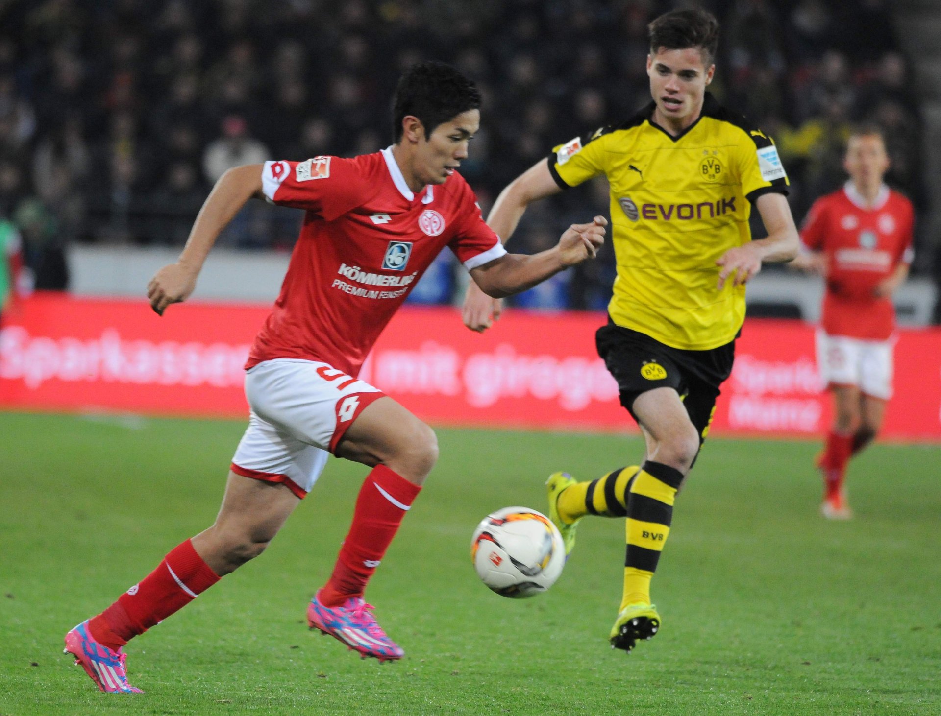 …und in der zweiten Halbzeit nur eine einzige durch Yoshinori Muto.