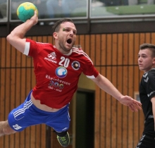 Nach dem Höhenflug gegen die SG Saulheim kam die harte Landung für Tino Stumps und den TV Nieder-Olm nur vier Tage später gegen den VTV Mundenheim. Eine ganz schlechte erste Halbzeit war in den besseren zweiten Hälfte nicht mehr zu reparieren.