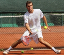 Rhythmus finden, Gefühl entwickeln: Für Fabian Guzik und einen Teil seiner Schott-Teamkollegen geht es in der Verbandsliga auch darum, sich einzuspielen für die Regionalligarunde im Sommer. 