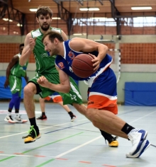 Philipp Moßmann (hier im Spiel gegen die DJK Nieder-Olm) hatte in Rockenhausen vor allem damit zu tun, Tracey Murray aus dem Spiel zu halten.