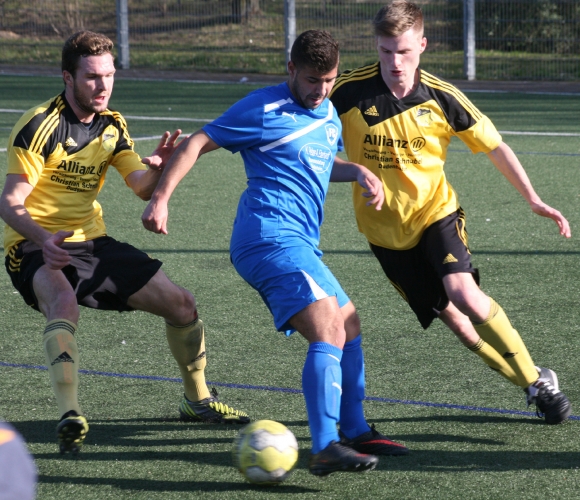 Neuzugang Samir Ouachchen zeigte im Mittelfeld seine Qualitäten und bereitete den Führungstreffer durch Greg Szymanek vor. Sein Problem: Die Luft reicht derzeit nur für 60 Minuten Fußball.