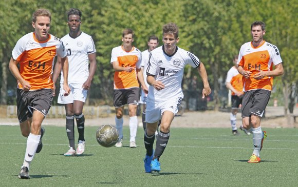 Mit dem 1:1 zum Saisonauftakt konnte Landesligaabsteiger Fontana Finthen wie auch der Gast FSV Saulheim gut leben. Ebenso wie mit dem weiteren Saisonverlauf.