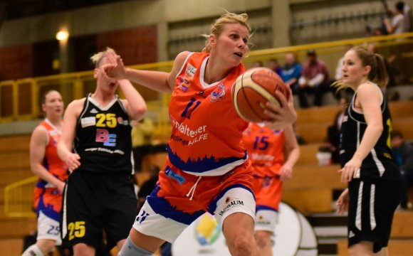 15 Punkte, elf Rebounds: Gabi Jandová zeigte beim ASC-Sieg in Bamberg ihre immer noch vorhandene Klasse.