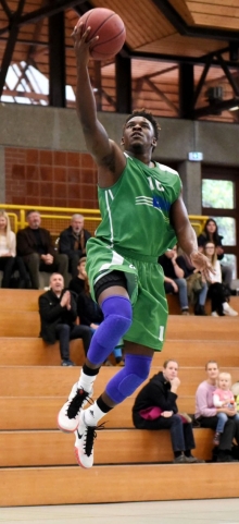 Ist mit der DJK Nieder-Olm weiter auf Erfolgskurs: Japhet McNeil.