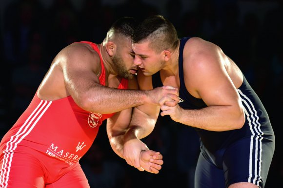 Kasim Aras (l.) hielt in Luckenwalde seine Niederlage gegen einen überlegenen Gegner in Grenzen. Die Niederlage der 88er verhinderte das nicht.