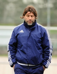 War bedient: Schott-Trainer Ali Kayhan Cakici.