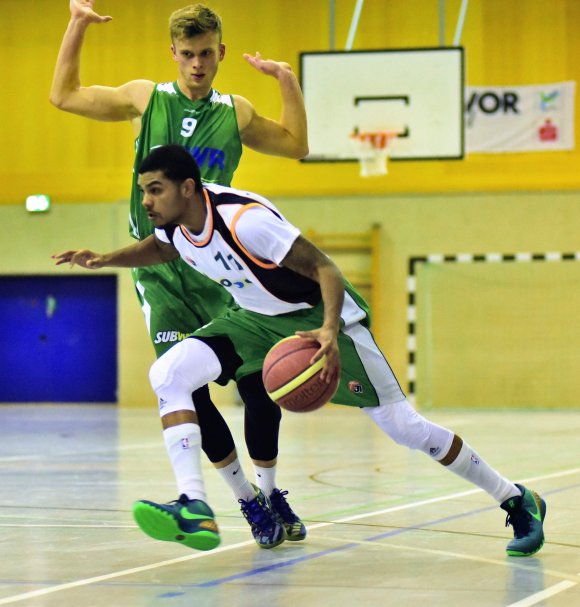 Demnächst ganz in grün? Justin Laboy hat sein kurzes Engagement beim SC Lerchenberg beendet und möchte künftig für die DJK Nieder-Olm spielen.