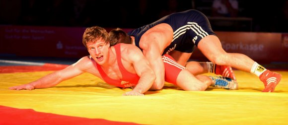 Ihm zuzuschauen, sei eine Augenweide, lobt Sportchef Baris Baglan den jungen Mittelgwichtler Hannes Wagner, der mit seiner knappen Niederlage den Wag zum Mainzer Sieg gegen den KSV Aalen ebnete.