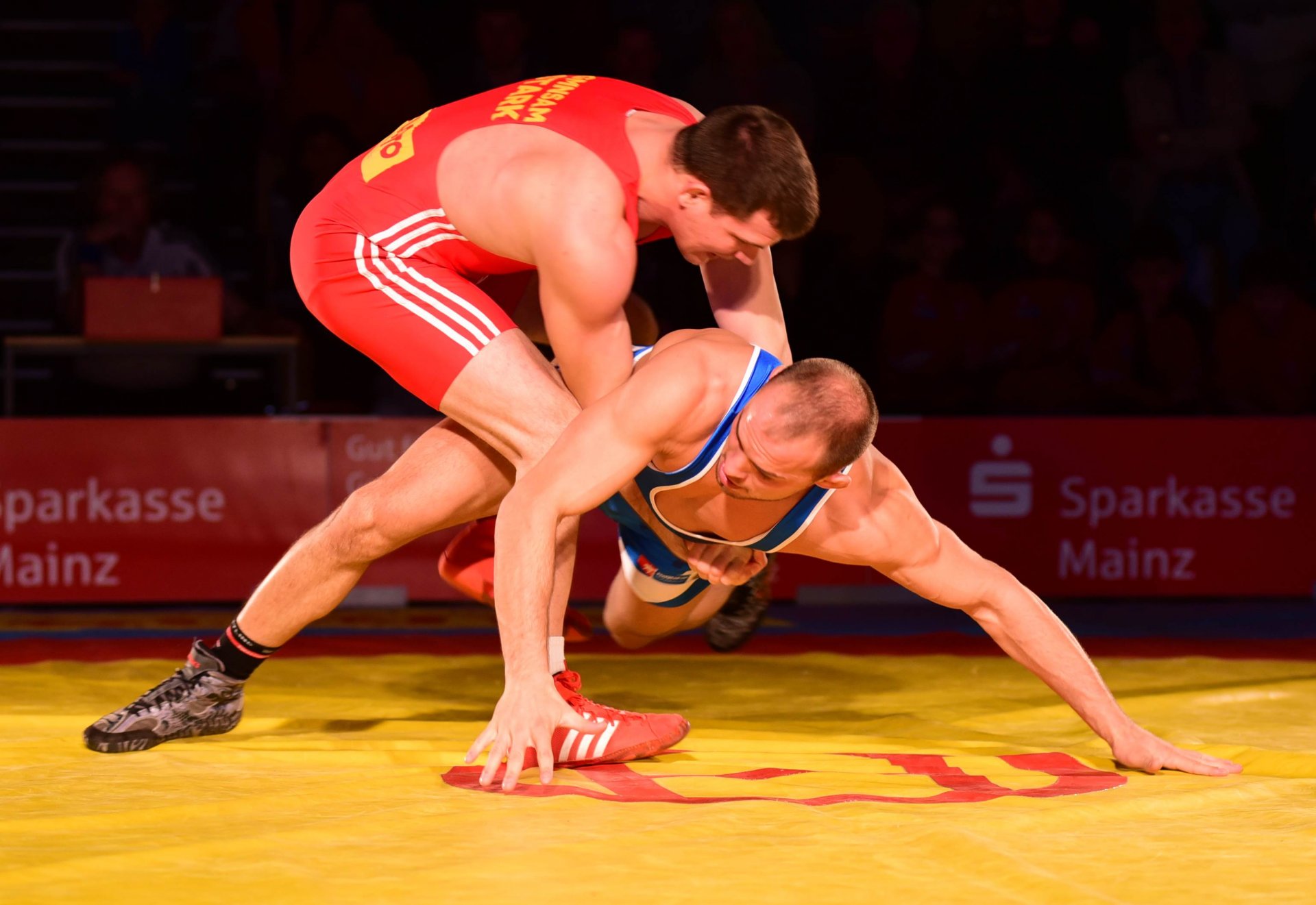 Mit Balint Korpasis 3:0-Sieg gegen Aleksander Maksimovic kippte die Begegnung zugunsten der Mainzer. 