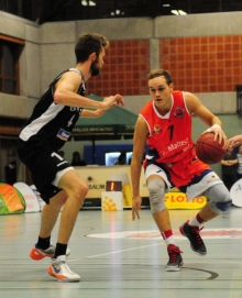 Sein bislang bestes Spiel im ASC-Trikot absolvierte Max Befort (rechts, gegen den Karlsruher Simon Schmitz) beim 99:94-Auswärtssieg gegen den KIT SC.
