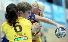 Ins Wasser geworfen und oben geschwommen: Die A-Jugendliche Kim Quetsch erhielt gegen den HC Rödertal nicht nur viel mehr Spielzeit als sonst, sondern besetzte dabei die rechte Rückraumposition.