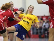 Larissa Platen, hier beim Derbyhinspiel in Aktion, ist eine der Bretzenheimer Spielerinnen, die erst nach dem Ausstieg von Thomas Zeitz zum Aufsteiger kamen. Doch in Zeiten der Videoportale fühlt sich der heutige 05-Trainer gut genug unterrichtet über die Stärken der Neuzugänge im Team des Gastgebers.