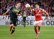 Das Fastnachtstrikot trugen Yoshinori Muto und die 05er bereits gegen Borussia Mönchengladbach. An Rosenmontag steht der Japaner vor einer Grenzerfahrung, vorher sollen in Hannover drei weitere Punkte aufs Konto.