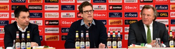 Die ganz große Freude sprach am Montagmittag nicht aus den Gesichtern  von 05-Manager Christian Heidel (l.), Pressesprecher Tobias Sparwasser und Präsident Harald Strutz.