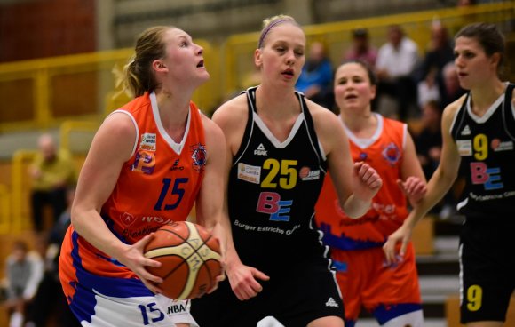 Einsatz ungewiss: ASC-Trainer Alexander Schoch wird Vanessa DeVries in Bad Aibling womöglich schonen.