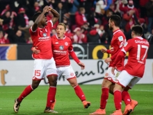 Jhon Cordoba and the way of celebration: mit dem staunenden Pablo De Blasis...