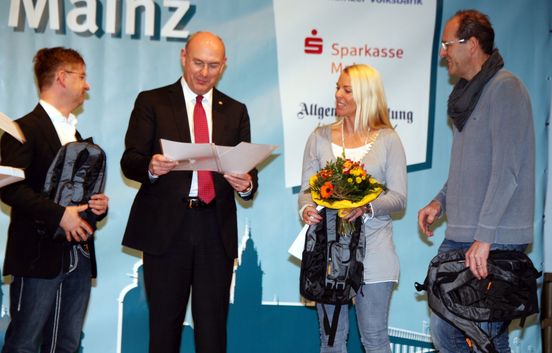 Die Titelsammlung der MGC-Minigolfer aufzulisten, wäre abendfüllend. Roman Kobisch, Alice Kobisch, Patrick Beringhausen und der verhinderte Markus Janßen steuerten 2015 unter anderem die des Deutschen und Europameisters mit der Mannschaft bei den Senioren bei, Alice Kobisch wurde zudem Mannschaftseuropameisterin sowie Deutsche Meisterin im Strokeplay.
