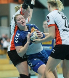 Frisch verlängert trifft: Michelle Chwalek kam gegen die DJK/MJC Trier auf fünf Tore und war damit bereits Rekordschützin ihres Teams in der Partie.