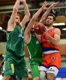 An Motivation, sagt ASC-Center Martin Rönnberg (r.) herrscht auch in der Endphase der Saison kein Mangel.