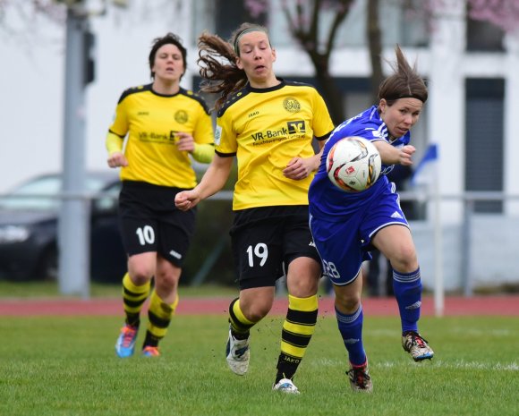 Den Kampf, den der SV Weinberg ihnen abverlangte, nahmen Meike Weber und der TSV Schott an.