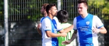 Begeisterung sieht anders aus: Marco Streker hatte die Fortuna im Hinrundenspiel gegen die SpVgg Ingelheim soeben mit 2:1 in Führung gebracht. Dass die Leistung des gesamten Teams dennoch grottig war, wusste nicht nur der Torschütze, sondern auch Mohamed Jamali (l.).
